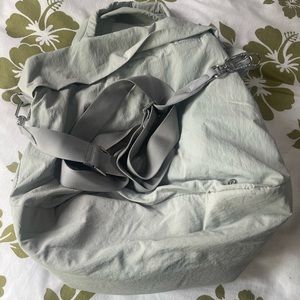 Lululemon On My Level 2.0 19L Bag